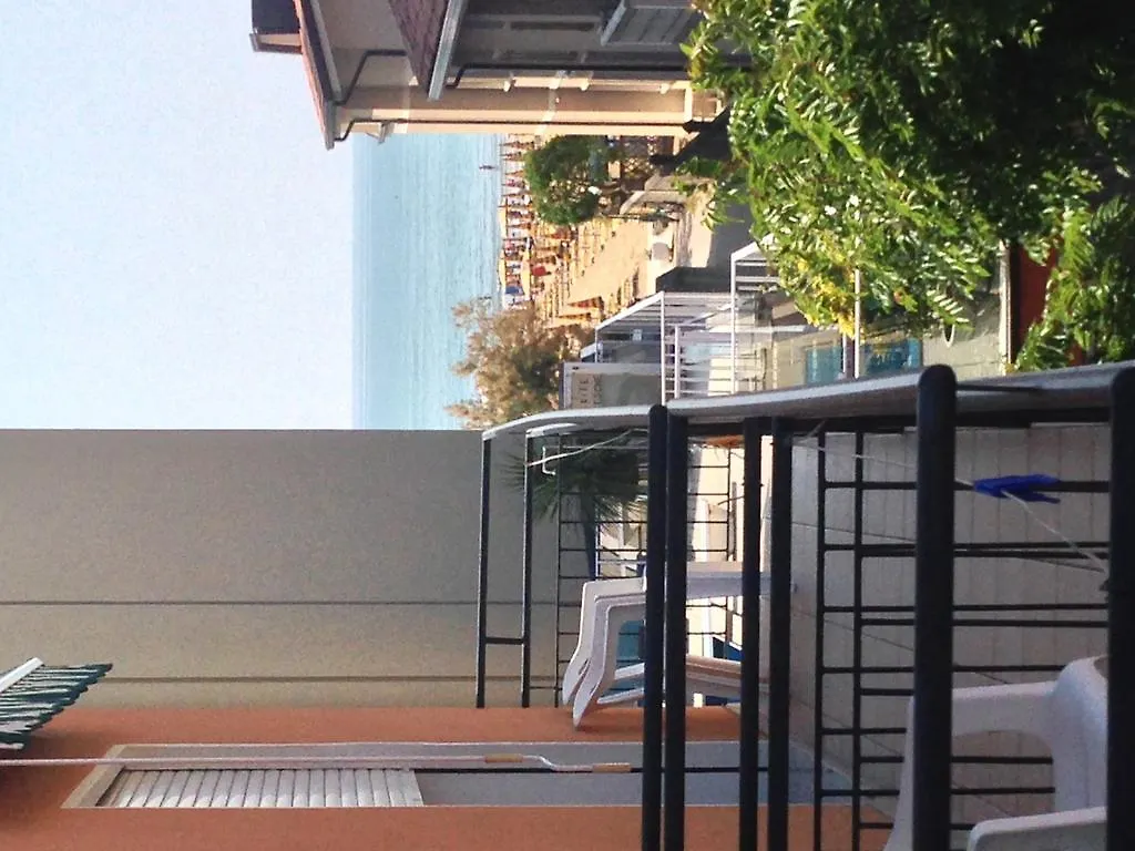 ** Hotel Pensione Villa Joli Lido di Jesolo Italy